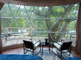 GlampOut Resort - Elk River