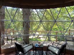 GlampOut Resort - Elk River