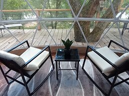 GlampOut Resort - Elk River