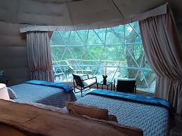 GlampOut Resort - Elk River