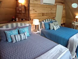 GlampOut Resort - Elk River