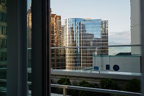 AZUR Legacy Collection Hotel