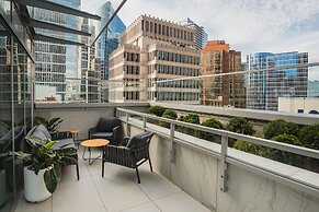 AZUR Legacy Collection Hotel