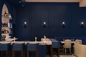 AZUR Legacy Collection Hotel