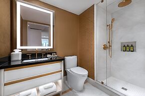 AZUR Legacy Collection Hotel