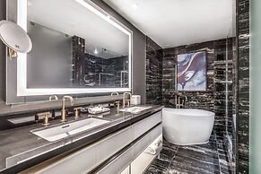 AZUR Legacy Collection Hotel