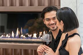 AZUR Legacy Collection Hotel