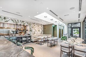 AZUR Legacy Collection Hotel