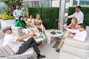 AZUR Legacy Collection Hotel