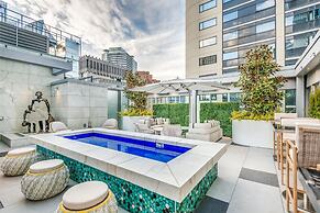 AZUR Legacy Collection Hotel