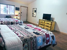 Travellers Rest Cabins and RV Park