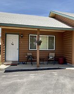 Travellers Rest Cabins and RV Park