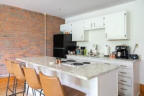 Casa on High - Right On High St