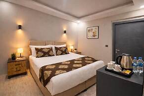 Whitestone Hotel