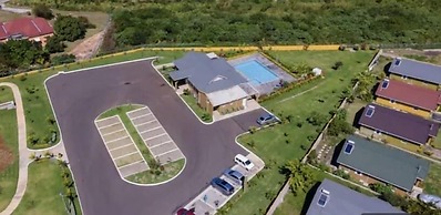 Jhadano Villa 3BR Pool Shuttle 3 Mins to Beach