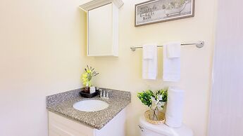 Jhadano Villa 3BR Pool Shuttle 3 Mins to Beach