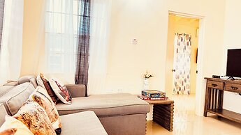 Jhadano Villa 3BR Pool Shuttle 3 Mins to Beach