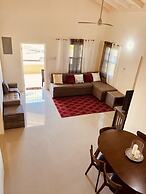 Jhadano Villa 3BR Pool Shuttle 3 Mins to Beach