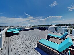 Beachside Bliss by Distinctive Beach Rentals