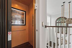 Beachside Bliss by Distinctive Beach Rentals