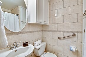 By the Sea Resort 808-seaside Retreat