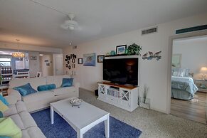 141 El Matador 2 Bedroom Condo by RedAwning