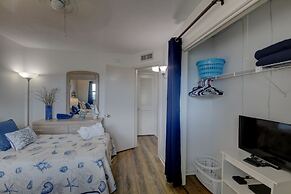 141 El Matador 2 Bedroom Condo by RedAwning