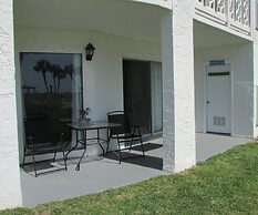 415 El Matador 1 Bedroom Condo by RedAwning