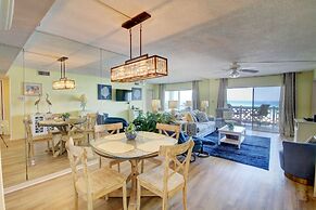 456 El Matador 2 Bedroom Condo by RedAwning