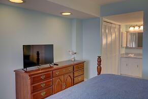 561 El Matador 2 Bedroom Condo by RedAwning