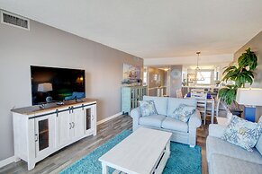 332 El Matador 2 Bedroom Condo by RedAwning