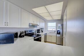 447 El Matador 2 Bedroom Condo by RedAwning