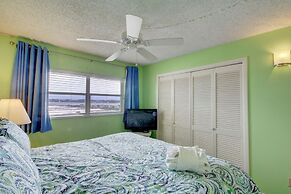 458 El Matador 2 Bedroom Condo by RedAwning