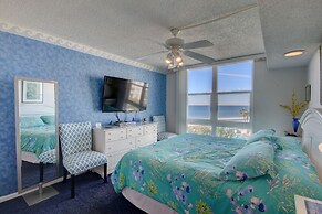 345 El Matador 1 Bedroom Condo by RedAwning