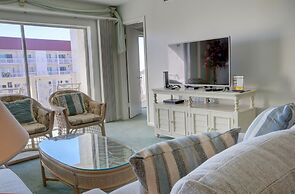 452 El Matador 2 Bedroom Condo by RedAwning