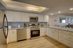 366 El Matador 2 Bedroom Condo by RedAwning