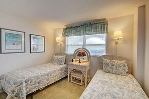 562 El Matador 2 Bedroom Condo by RedAwning