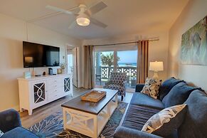 427 El Matador 2 Bedroom Condo by RedAwning