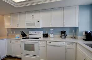 427 El Matador 2 Bedroom Condo by RedAwning