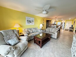 333 El Matador 2 Bedroom Condo by RedAwning