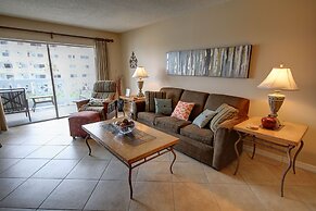 337 El Matador 2 Bedroom Condo by RedAwning