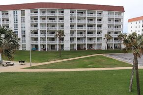 337 El Matador 2 Bedroom Condo by RedAwning