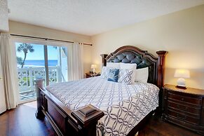 428 El Matador 2 Bedroom Condo by RedAwning