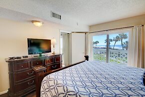 428 El Matador 2 Bedroom Condo by RedAwning