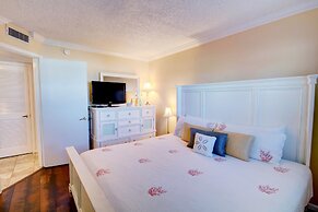 428 El Matador 2 Bedroom Condo by RedAwning