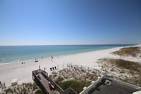 449 El Matador 2 Bedroom Condo by RedAwning