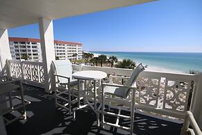 449 El Matador 2 Bedroom Condo by RedAwning