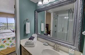 547 El Matador 2 Bedroom Condo by RedAwning