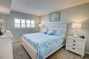 554 El Matador 1 Bedroom Condo by RedAwning