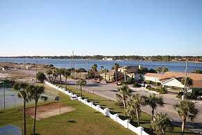 554 El Matador 1 Bedroom Condo by RedAwning